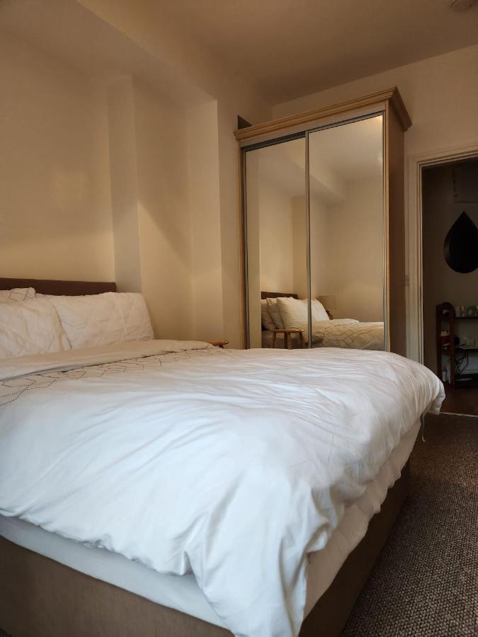 Our Tiny Little Home Cork Esterno foto